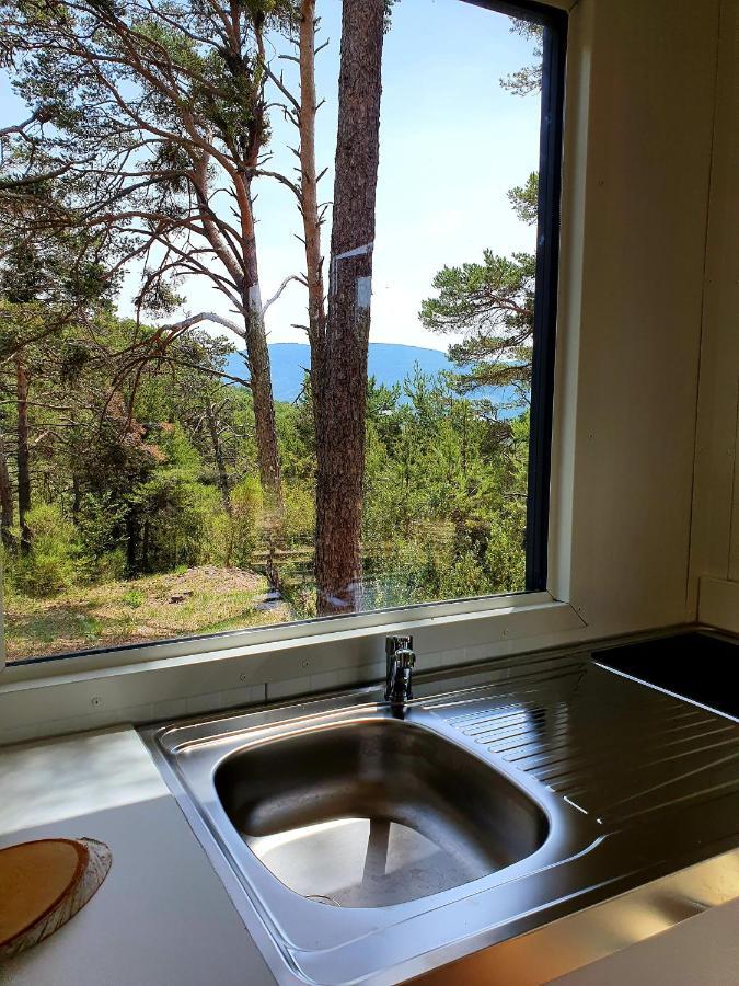 La Calade Hotell Bargème Exteriör bild